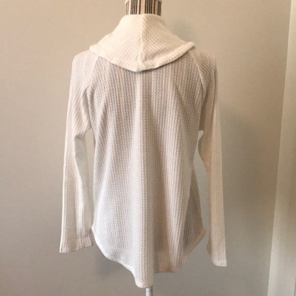 White Cowl Neck Pullover Top - Picture 6 of 8